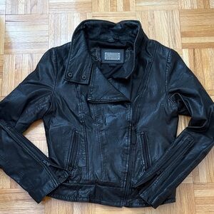 Mackage Black Leather Jacket Size Medium/Small (Slim fit)